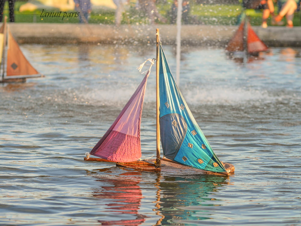 Boats in the Grand Bassin, Paris