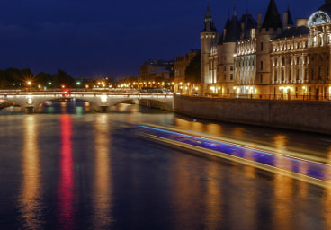 Pont-au-change and Conciergerie, Paris