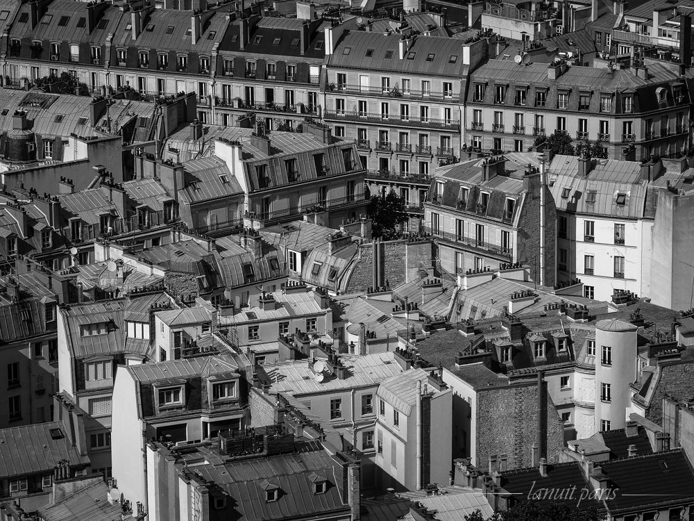 On the roofs, Paris