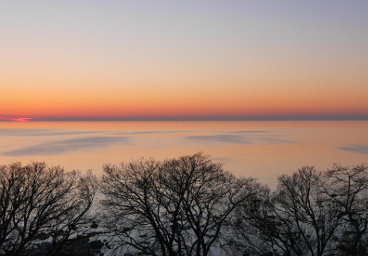 Between sea and sky, Sweden